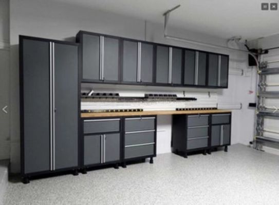 Εργασιακός σταθμός αποθήκευσης σε γκαράζ από ψυχρά κυλούμενα χάλυβα με προαιρετική διαμόρφωση συνδυασμού